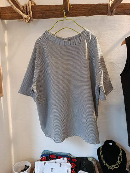 T-shirt in cotone a righe bianco nere