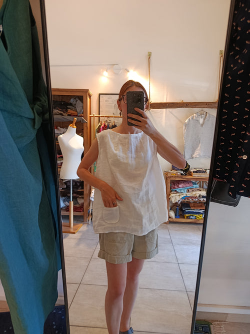 Blusa con tasca- Uovo