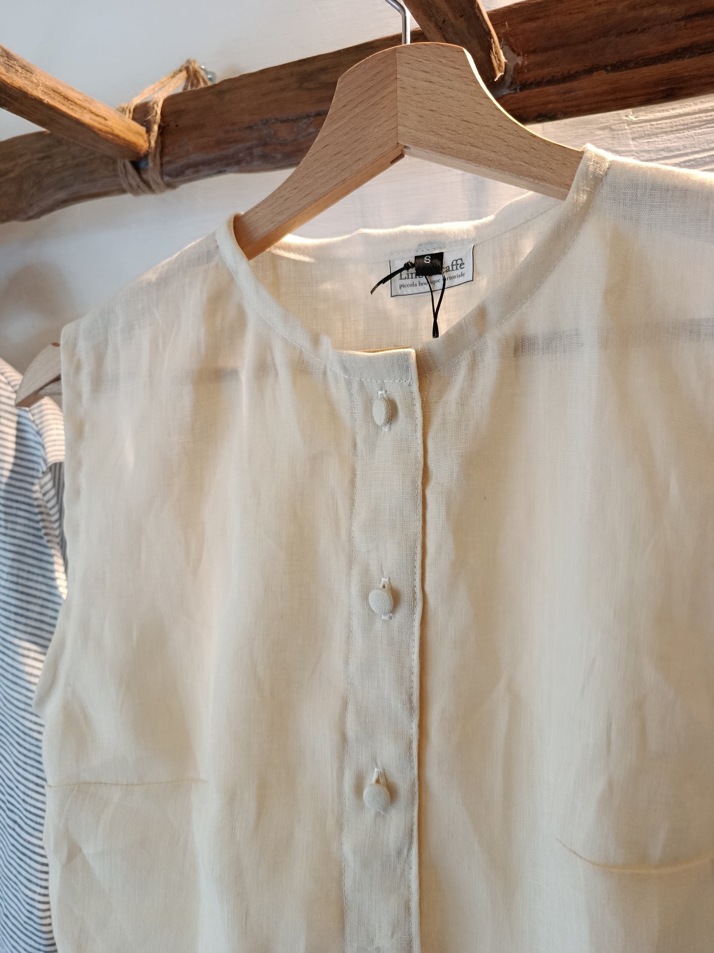 Camicia senza maniche