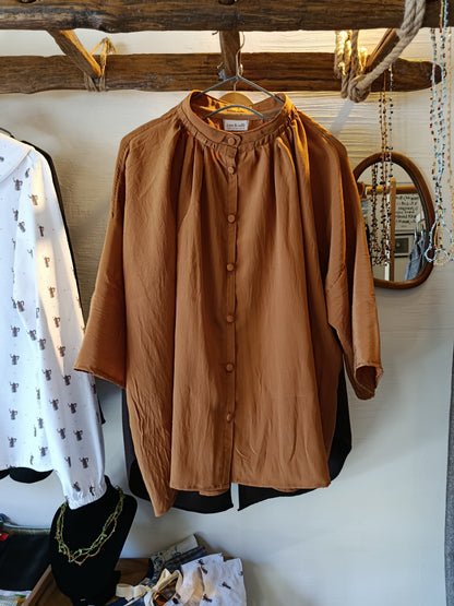 Camicia oversize in seta biscotto