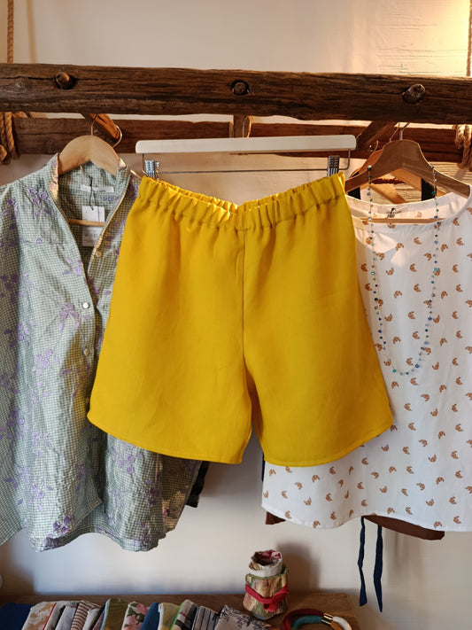 pantaloncini in puro lino da donna