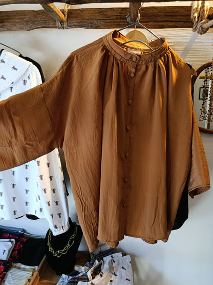Camicia oversize in seta biscotto